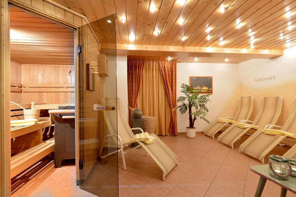 Hotel Theresia Garni St. Johann in Tirol Extérieur photo