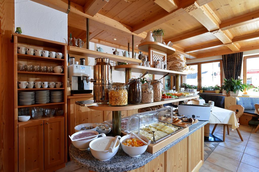 Hotel Theresia Garni St. Johann in Tirol Extérieur photo