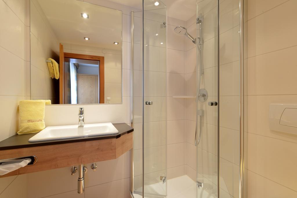 Hotel Theresia Garni St. Johann in Tirol Chambre photo