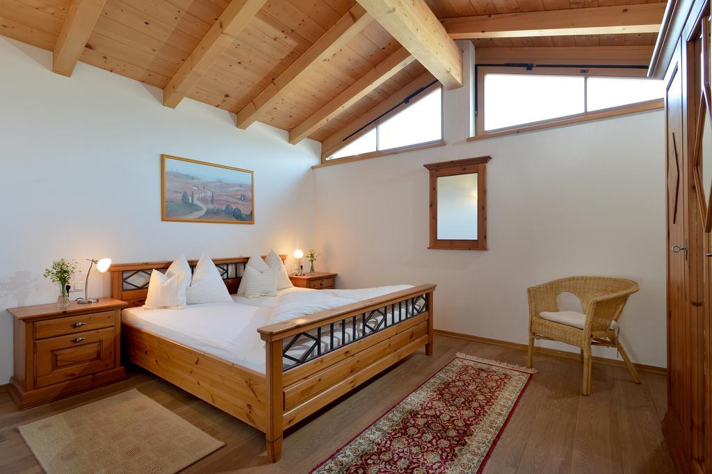 Hotel Theresia Garni St. Johann in Tirol Chambre photo