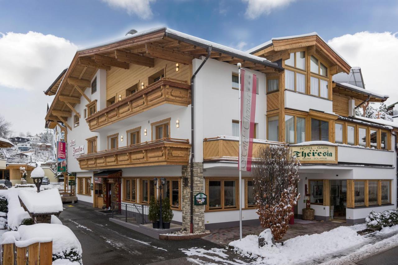 Hotel Theresia Garni St. Johann in Tirol Extérieur photo