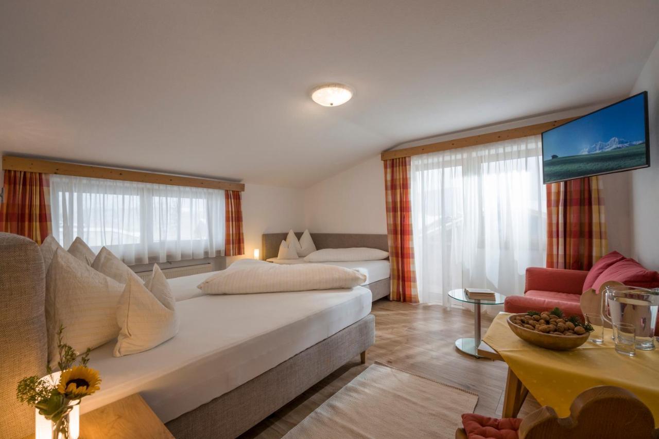 Hotel Theresia Garni St. Johann in Tirol Extérieur photo