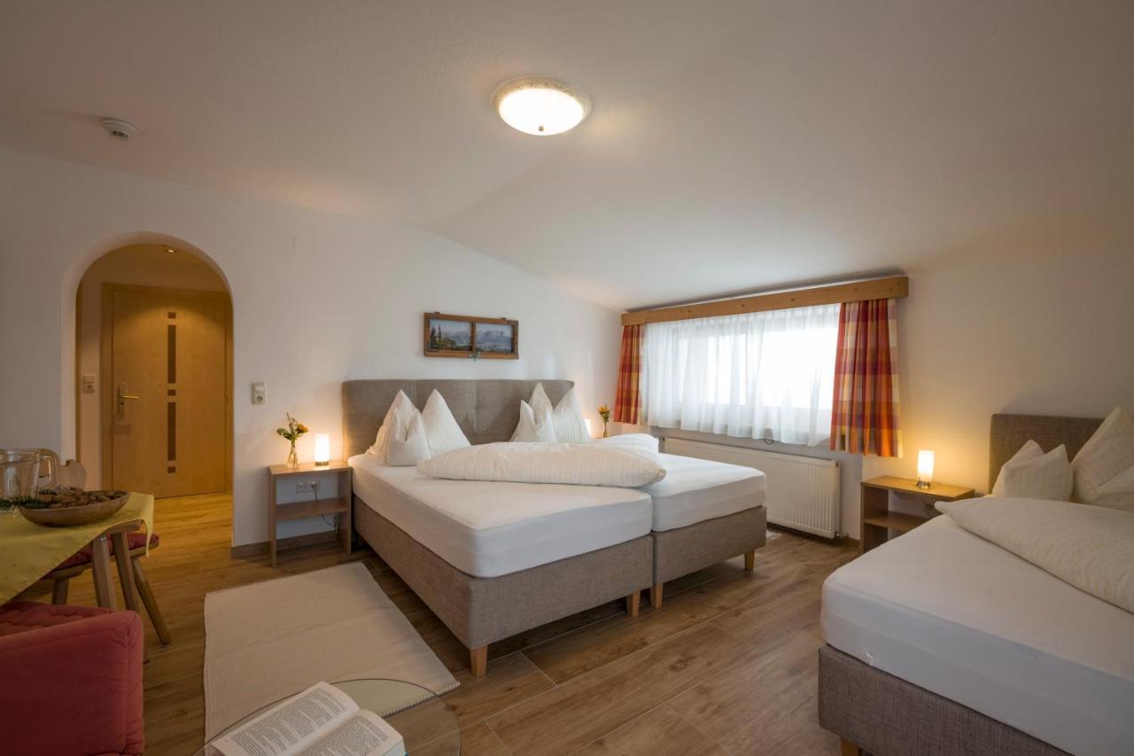 Hotel Theresia Garni St. Johann in Tirol Extérieur photo