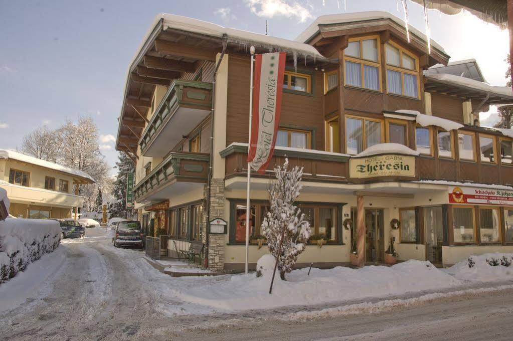 Hotel Theresia Garni St. Johann in Tirol Extérieur photo