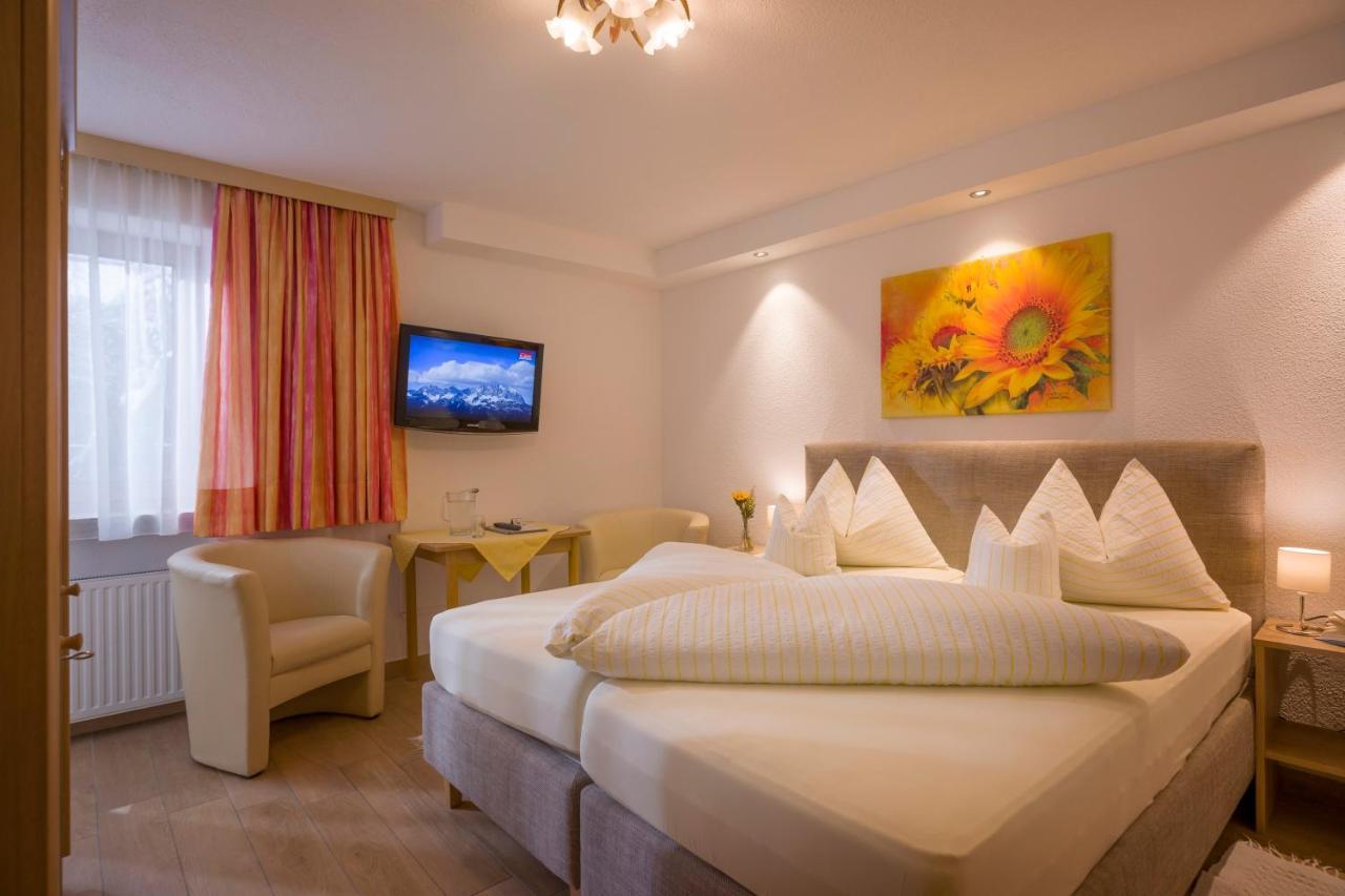Hotel Theresia Garni St. Johann in Tirol Extérieur photo